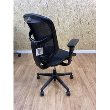 Refurbished Ergohuman Enjoy Operator Chair – Black Mesh, 4D Armrests image 2