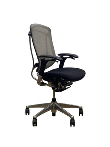 Refurbished Okamura Contessa Chair – Polished Frame, Fully Adjustable