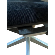 Refurbished Haworth Very Task Chair – Fully Adjustable, Black & Silver image 8
