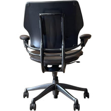 Refurbished Humanscale Freedom Chair – Dark Chocolate Brown Leather (RRP £1,239) image 5