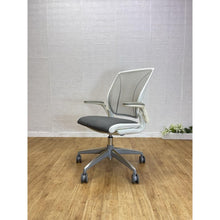 10 x Humanscale Diffrient World Ergonomic Task Chair – White Grey – Refurbished