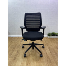 Refurbished Senator Fuse Office Chair – Black, 4D Armrests
