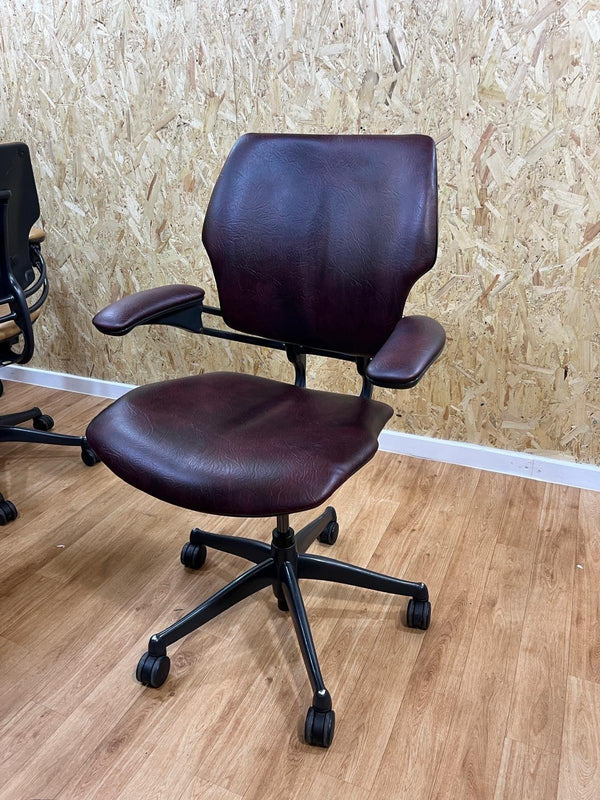 Refurbished Humanscale Freedom Office Chair – Smokey Red