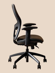 Ergonomic Mesh Office Chair – Black – Refurbished image 5