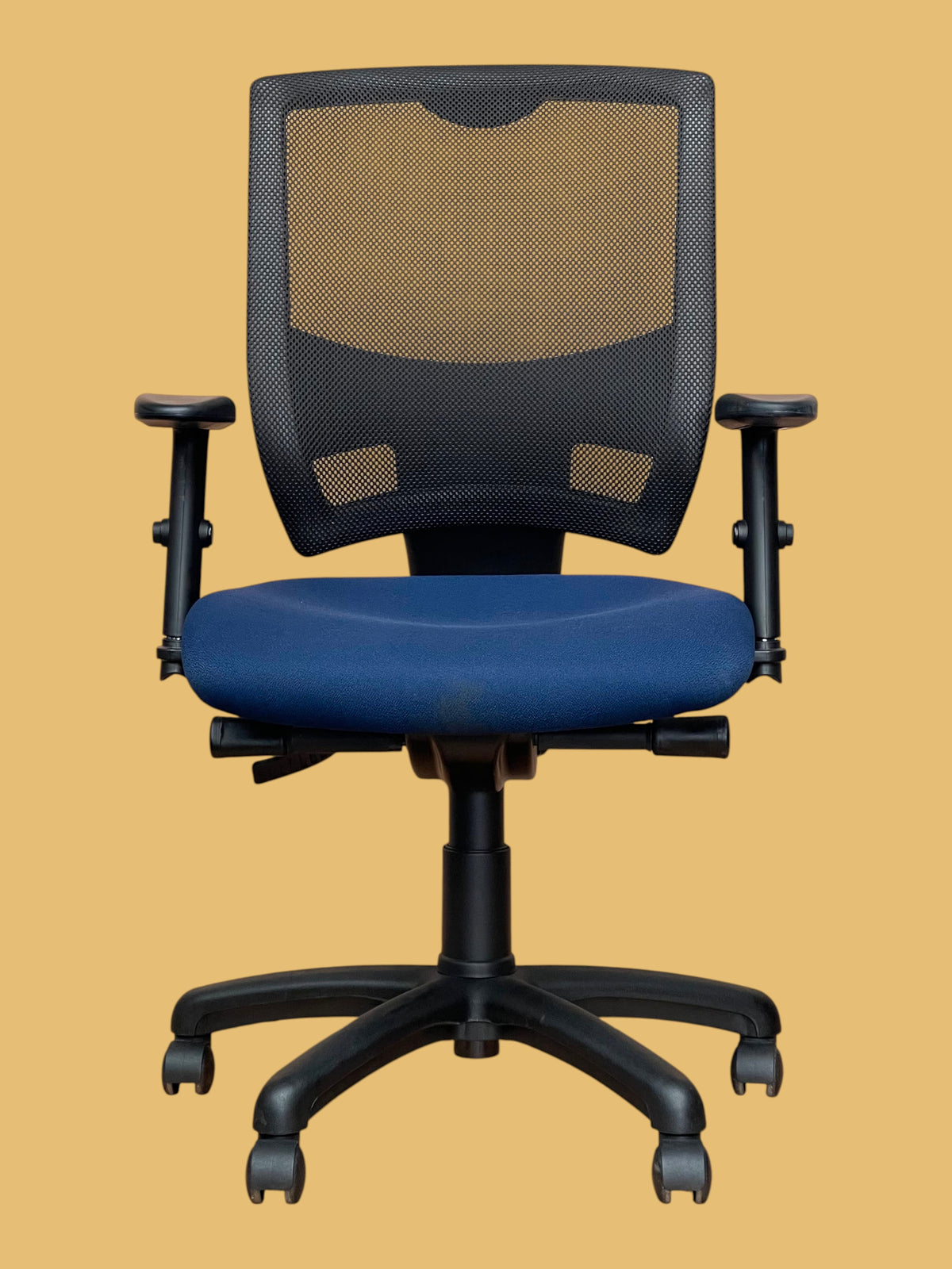 Refurbished Ergonomic Mesh Office Chair – Blue & Black