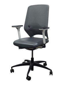 Refurbished Kinnarps Drabert Esencia Mesh Chair – White Frame image 1