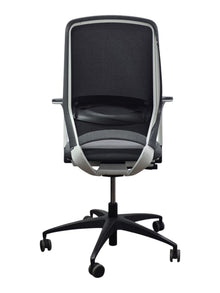 Refurbished Kinnarps Drabert Esencia Mesh Chair – White Frame image 2
