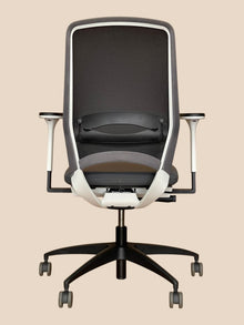 Drabert by Kinnarps Grey Mesh & Leather Chair – Refurbished image 4