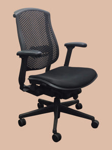 Refurbished Herman Miller Celle Ergonomic Task Chair – Black image 2