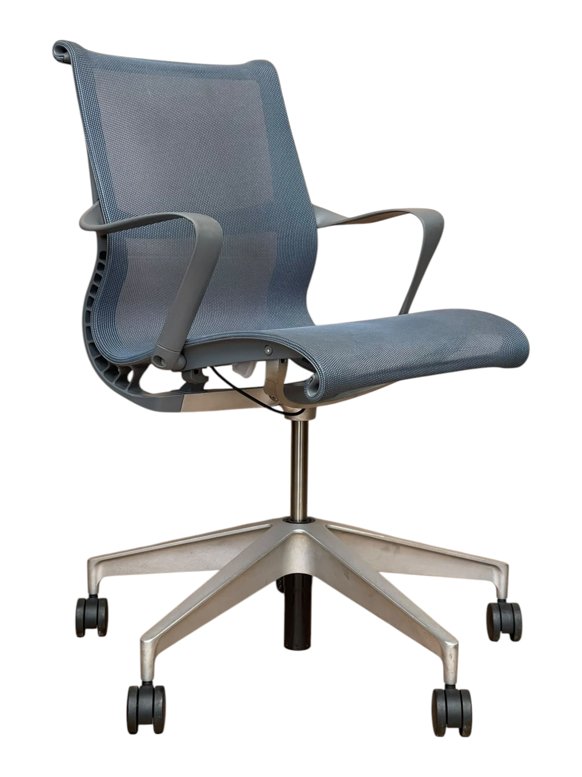 Herman Miller Setu Blue Mesh Office Chair – Refurbished