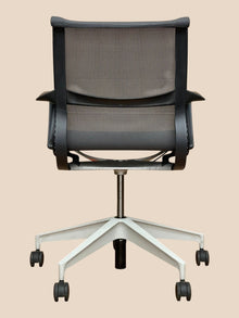Herman Miller Setu Mesh Chair – Refurbished image 4