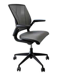 Humanscale Diffrient World Ergonomic Task Chair – Grey Mesh, Black Frame, Adjustable Arms (Refurbished) image 2