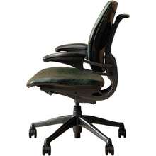 Refurbished Humanscale Freedom Executive Chair – Gel Arm Pads image 5