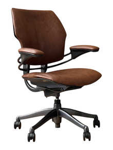 Refurbished Humanscale Freedom Leather Chair – Vintage Oak image 8