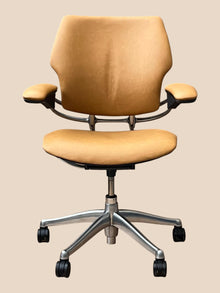 Refurbished Humanscale Freedom Chair – Tan Genuine Leather image 3