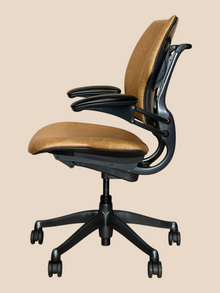 Refurbished Humanscale Freedom Tan Leather Task Chair image 5