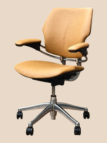 Refurbished Humanscale Freedom Chair – Tan Genuine Leather image 7