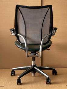 Humanscale Liberty Chair – Green Distressed Leather – Refurbished image 8
