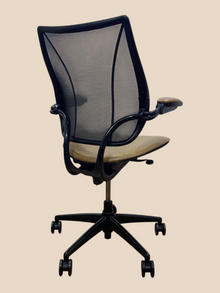 Humanscale Liberty Chair – Tan Distressed Leather – Refurbished image 5