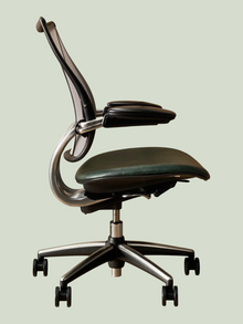 Humanscale Liberty Chair – Green Distressed Leather – Refurbished image 3