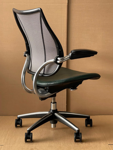 Humanscale Liberty Chair – Green Distressed Leather – Refurbished image 5