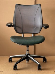 Humanscale Liberty Chair – Green Distressed Leather – Refurbished image 7
