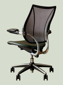 Humanscale Liberty Chair – Green Distressed Leather – Refurbished image 2