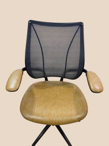 Humanscale Liberty Chair – Tan Distressed Leather – Refurbished image 9