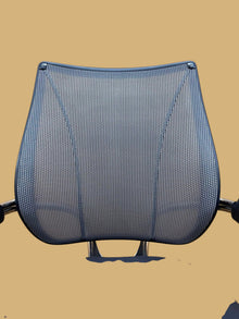 Refurbished Humanscale Liberty Mesh Chair – Light Grey image 7