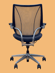 Refurbished Humanscale Liberty Mesh Chair – Light Grey image 4