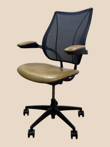 Humanscale Liberty Chair – Tan Distressed Leather – Refurbished image 3
