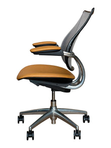 Refurbished Humanscale Liberty Mesh Chair – Tan Leather & Polished Frame image 4