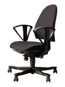 Kinnarps 6000 FreeFloat Chair – Black Fabric – Refurbished image 9