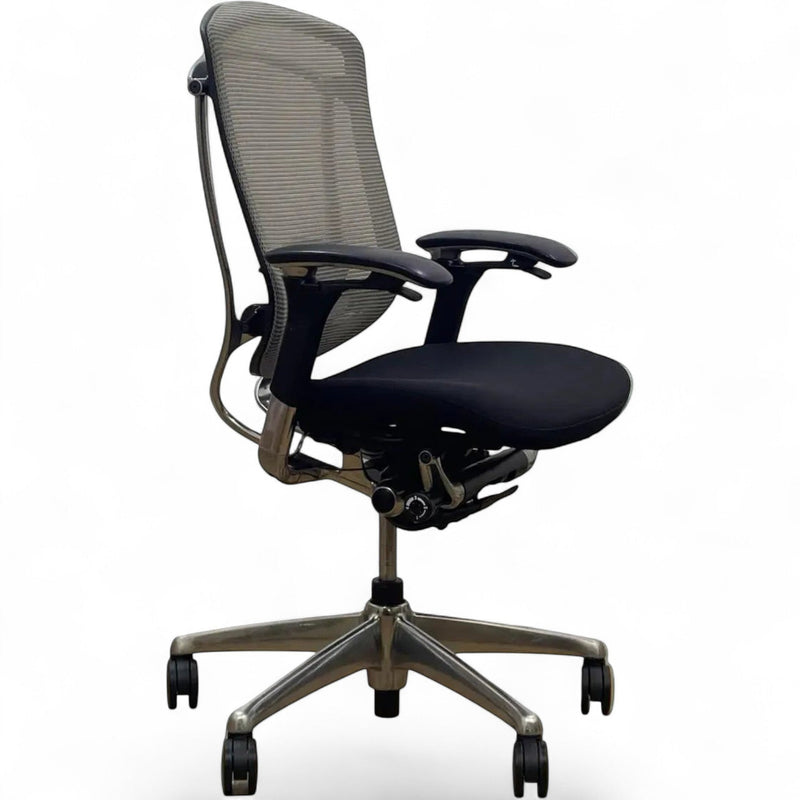 Refurbished Okamura Contessa Chair – Polished Frame, Fully Adjustable