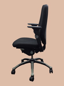 Refurbished RH Logic 400 Ergonomic Task Chair – Black image 2