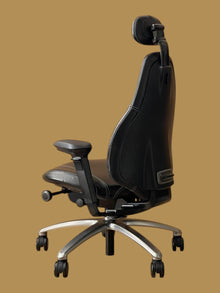 Refurbished RH Mereo 220 Genuine Leather Chair with Headrest – Black image 9