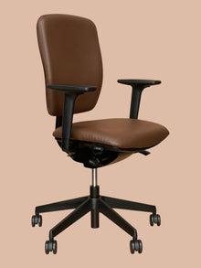 Refurbished Senator Dash Fully Adjustable Chair – Brown PU image 3