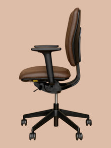 Refurbished Senator Dash Fully Adjustable Chair – Brown PU image 4