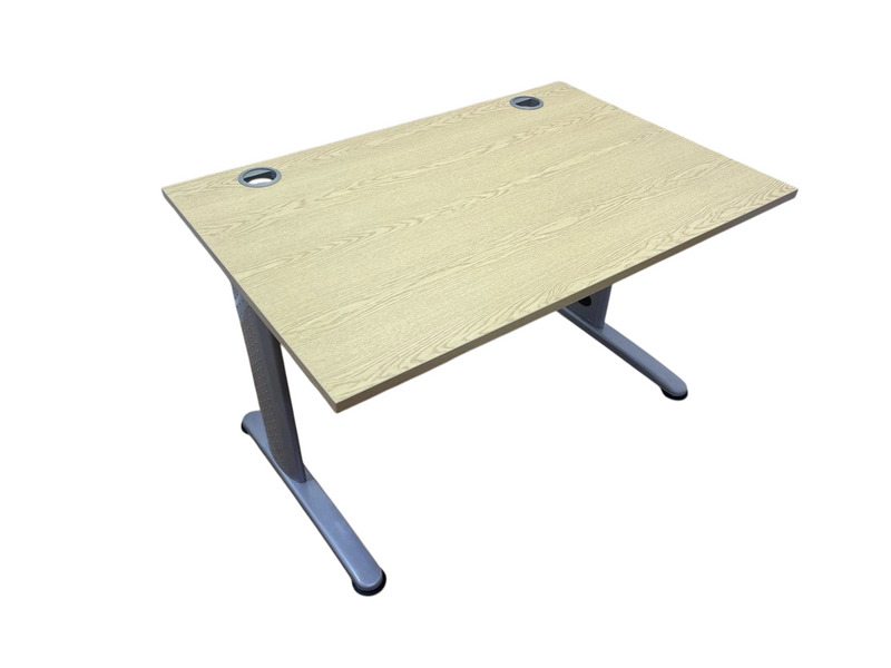 Office Desk – Oak Finish & Silver Frame, 120 × 80 cm – front angled view of oak-finish top and silver frame