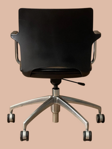 Refurbished Connection Swivel Meeting Chair – Black Leather Seat image 3