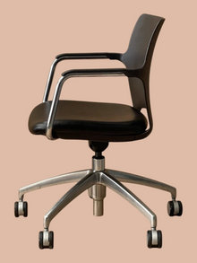 Refurbished Connection Swivel Meeting Chair – Black Leather Seat image 4